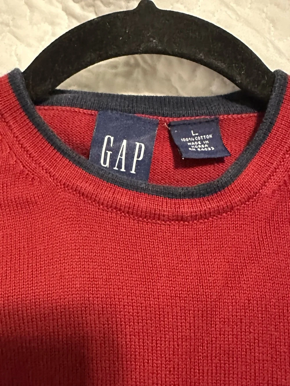 GAP cranberry Crewneck Sweater w Navy Trim